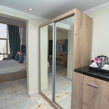 La Fontaine Diora Hotel Джеда Екстериор снимка