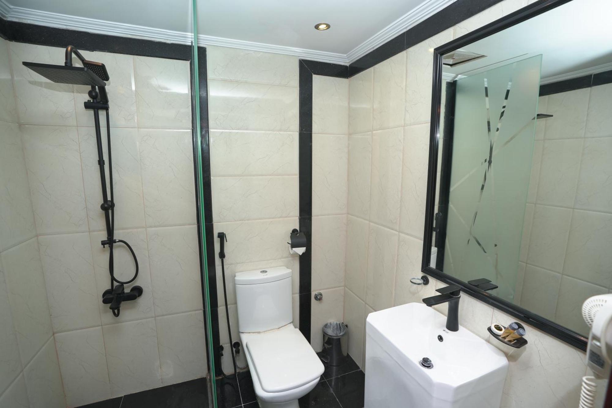 La Fontaine Diora Hotel Джеда Екстериор снимка