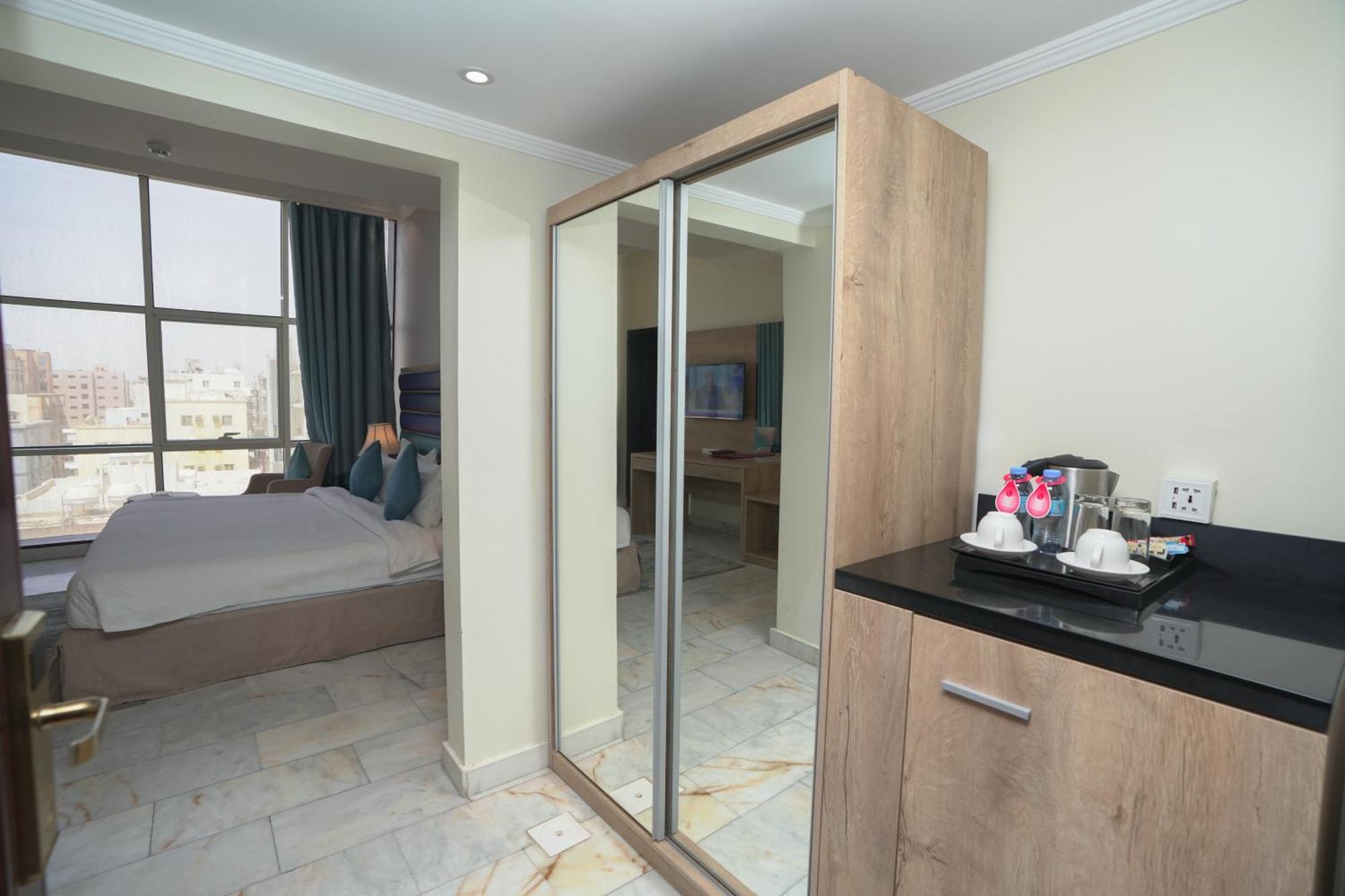 La Fontaine Diora Hotel Джеда Екстериор снимка
